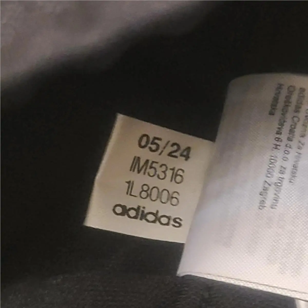 Adidas clothing - Black 3
