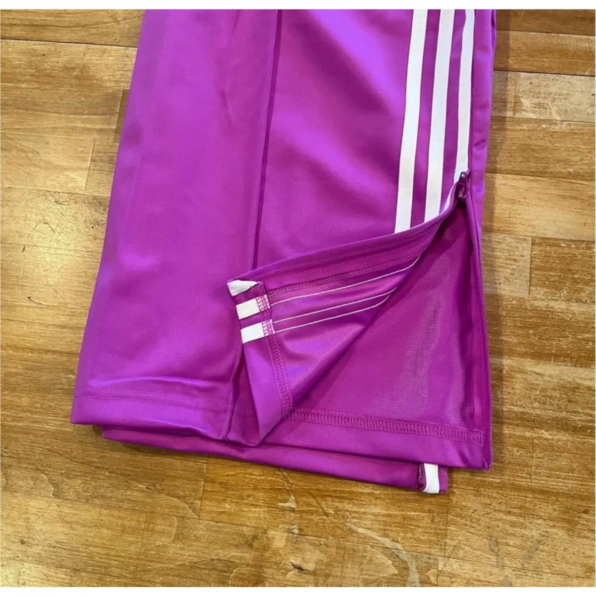 Adidas clothing - Purple Burst 20