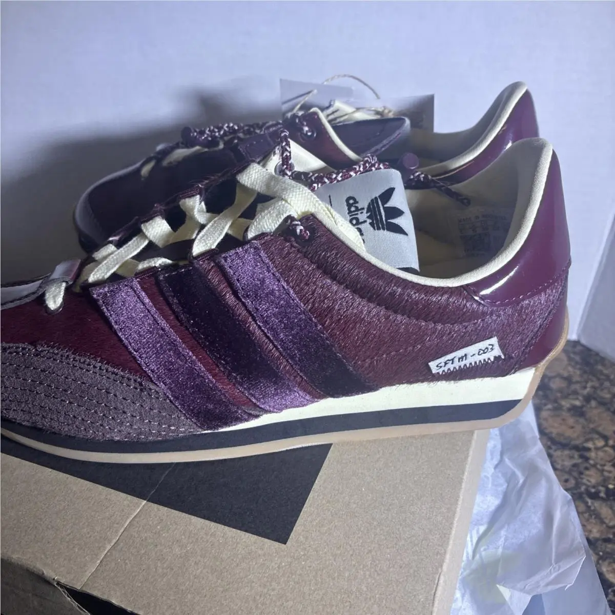 Adidas shoes - adidas Country OG - Country - JH9011 - Red 11