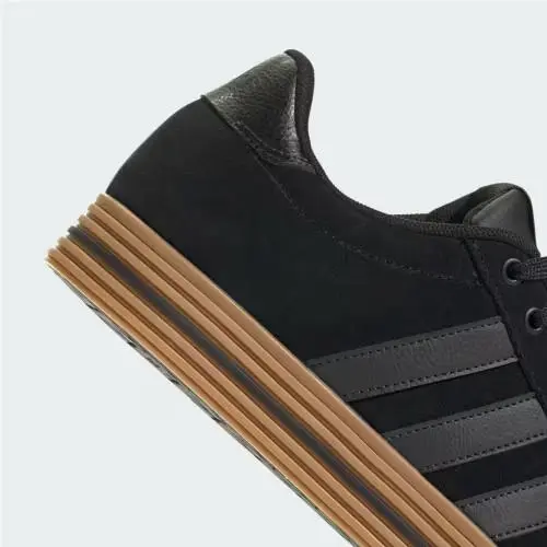 Adidas shoes - Core Black / Carbon / Gum 17