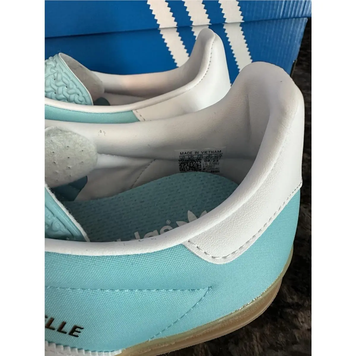 Adidas shoes - adidas Gazelle - Gazelle - HQ9017 - White 1