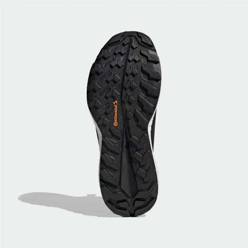 Adidas shoes - Core Black / Core Black / Cloud White 9