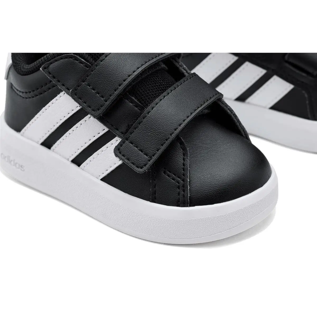 Adidas shoes - Black/White/White 1 4