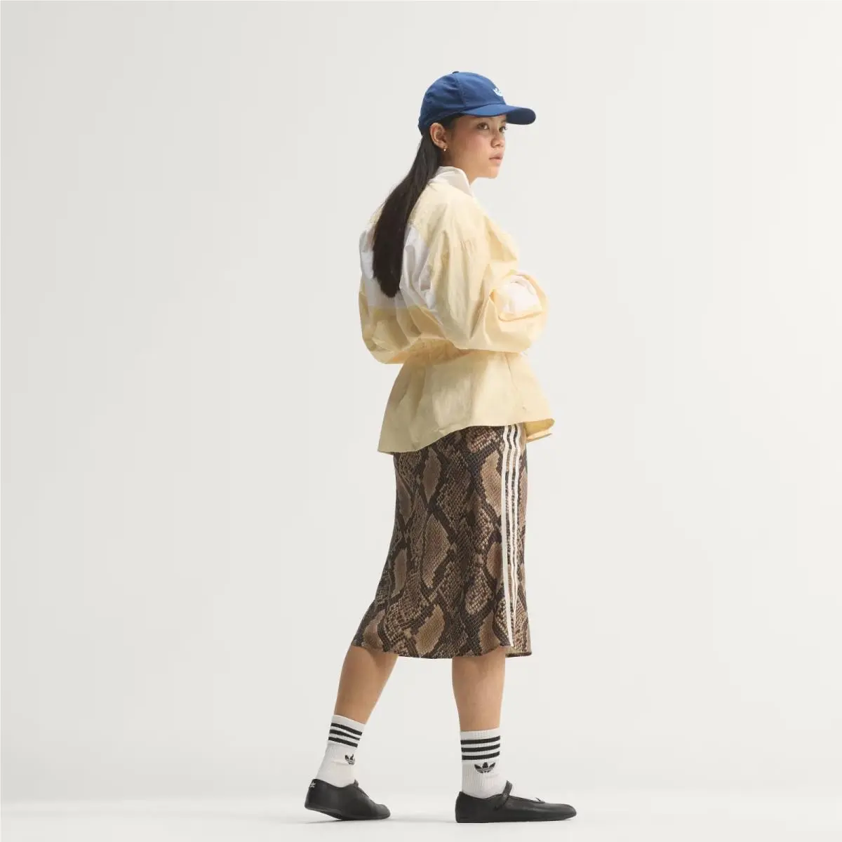 Adidas clothing - KX1894 - KX1894 - Linen / Magic Beige 5