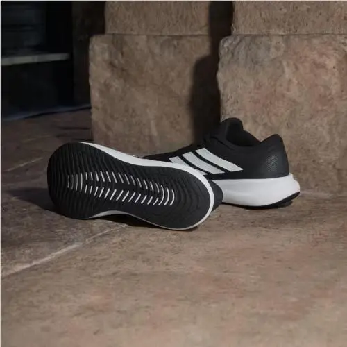 Adidas shoes - Core Black / Cloud White / Carbon 2