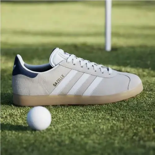 Adidas shoes - Chalk White / Cloud White / Night Indigo 1