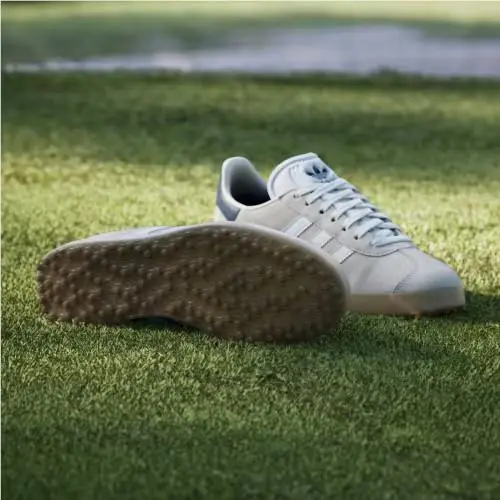 Adidas shoes - Chalk White / Cloud White / Night Indigo 2
