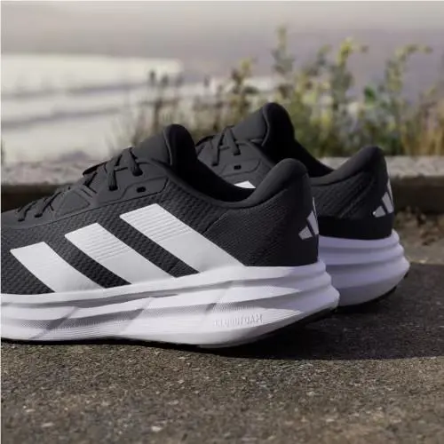 Adidas shoes - Core Black / Cloud White / Carbon 8