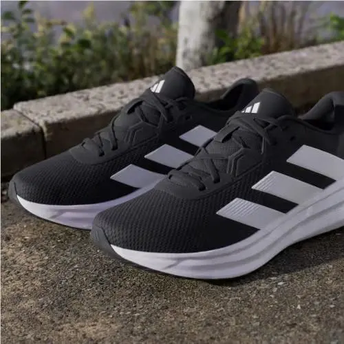 Adidas shoes - Core Black / Cloud White / Carbon 20