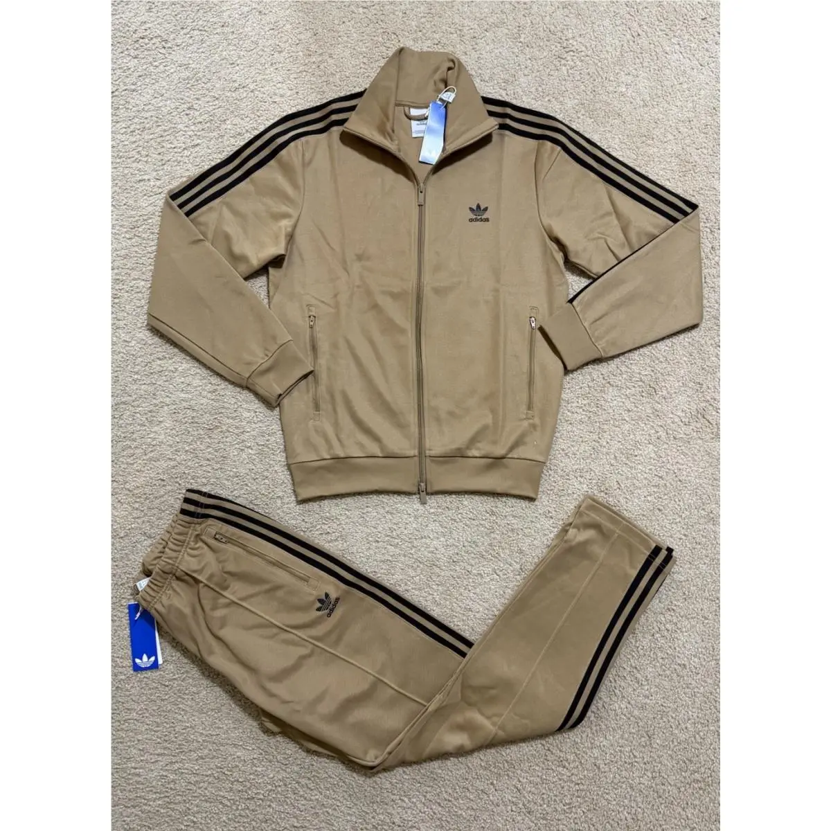 Adidas clothing - Cardboard Brown 12