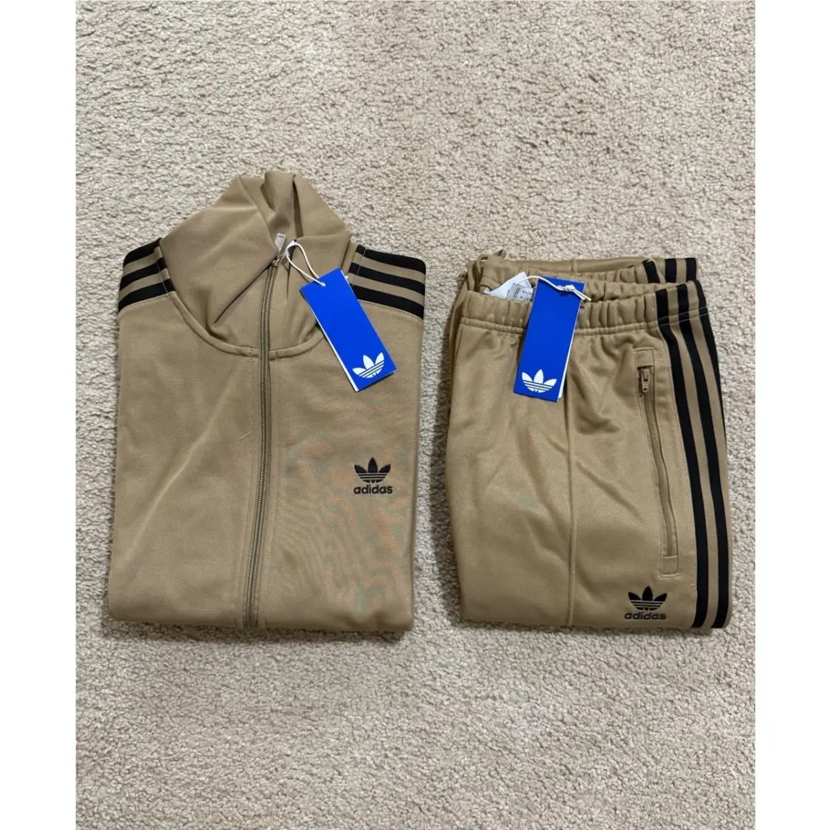Adidas clothing - Cardboard Brown 13