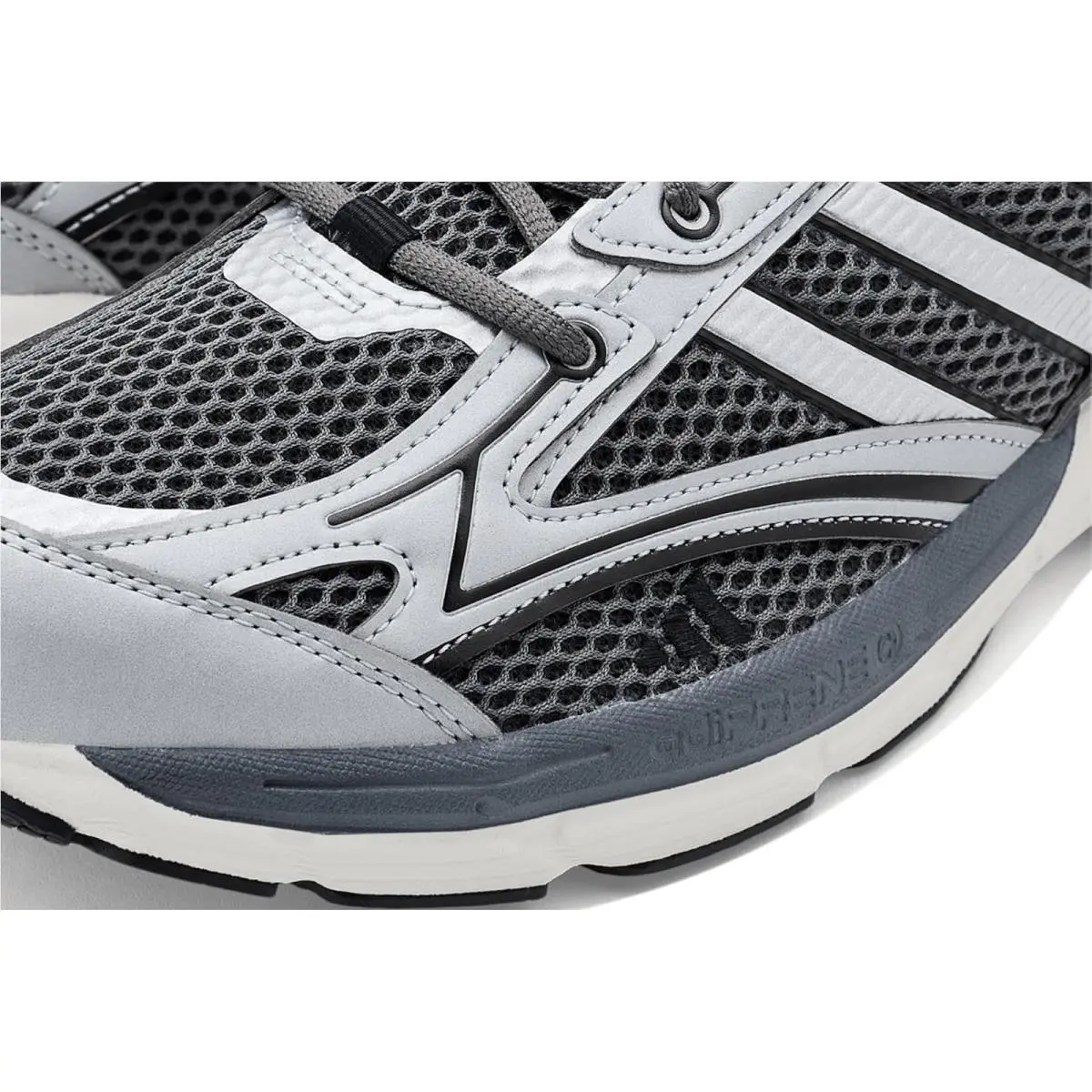 Adidas shoes - Black/Grey/Carbon 32