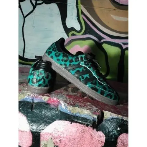 Adidas shoes - adidas Samba OG - Samba - HQ9374 - Green/Black 1