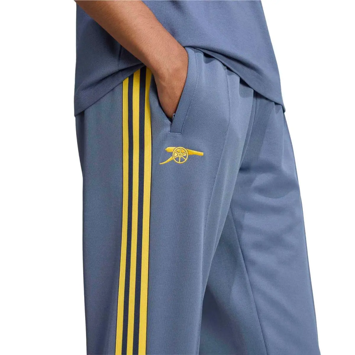 Adidas clothing - Blue 10