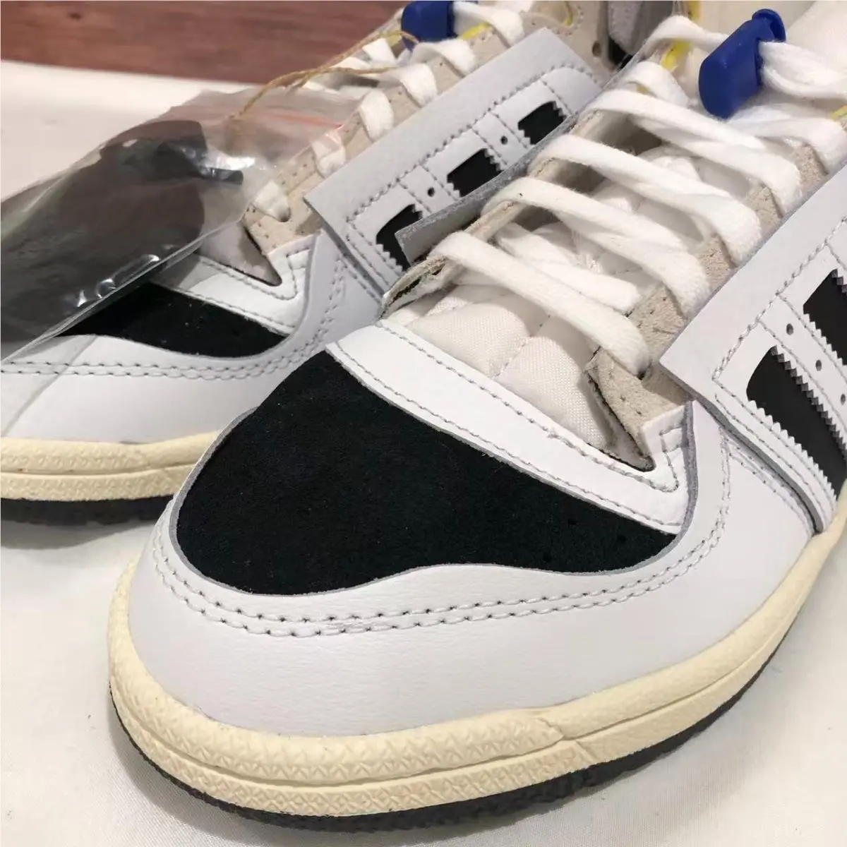 Adidas shoes - Q46255 - Q46255 - White 13