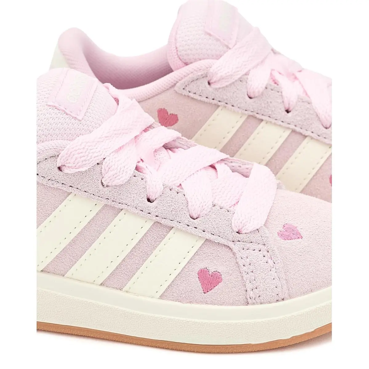 Adidas shoes - Black/Off White/Gum 18
