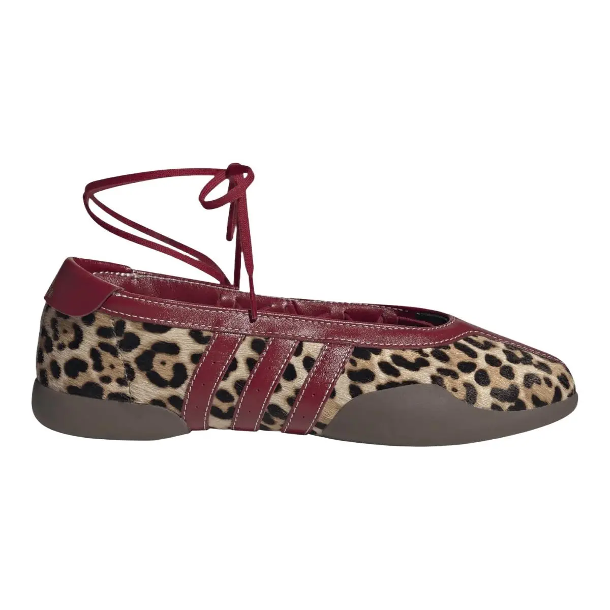 Taekwondo Mei Ballet Casual Athletic Trainers Sneakers Womens Size 5-11 N Off White/Supplier Colour/Team Victory Red by Adidas