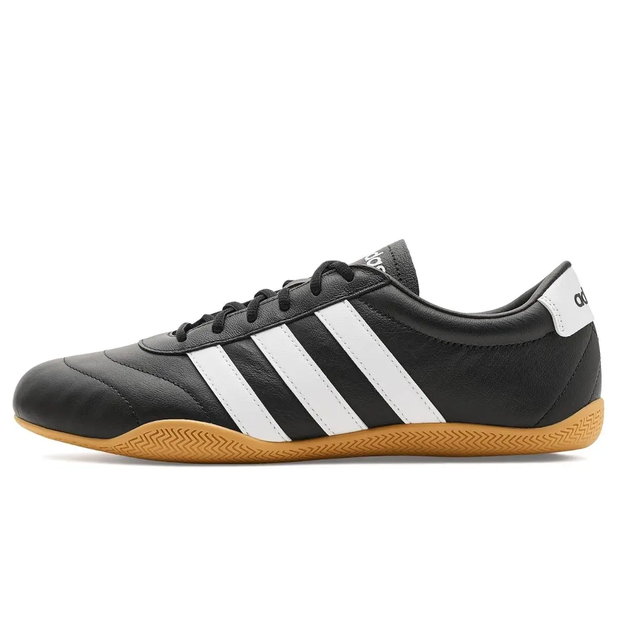 Adidas shoes - Black/White/Gum 9