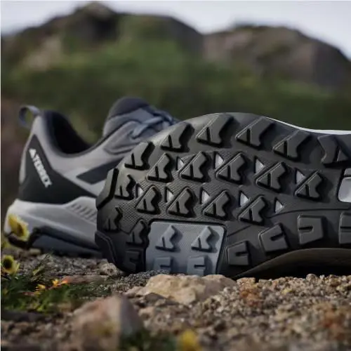 Adidas shoes - Grey Three / Legend Ink / Carbon 20