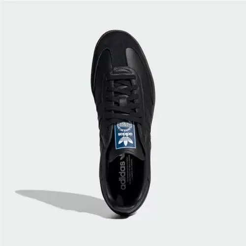 Adidas shoes - Core Black / Core Black / Gum 11
