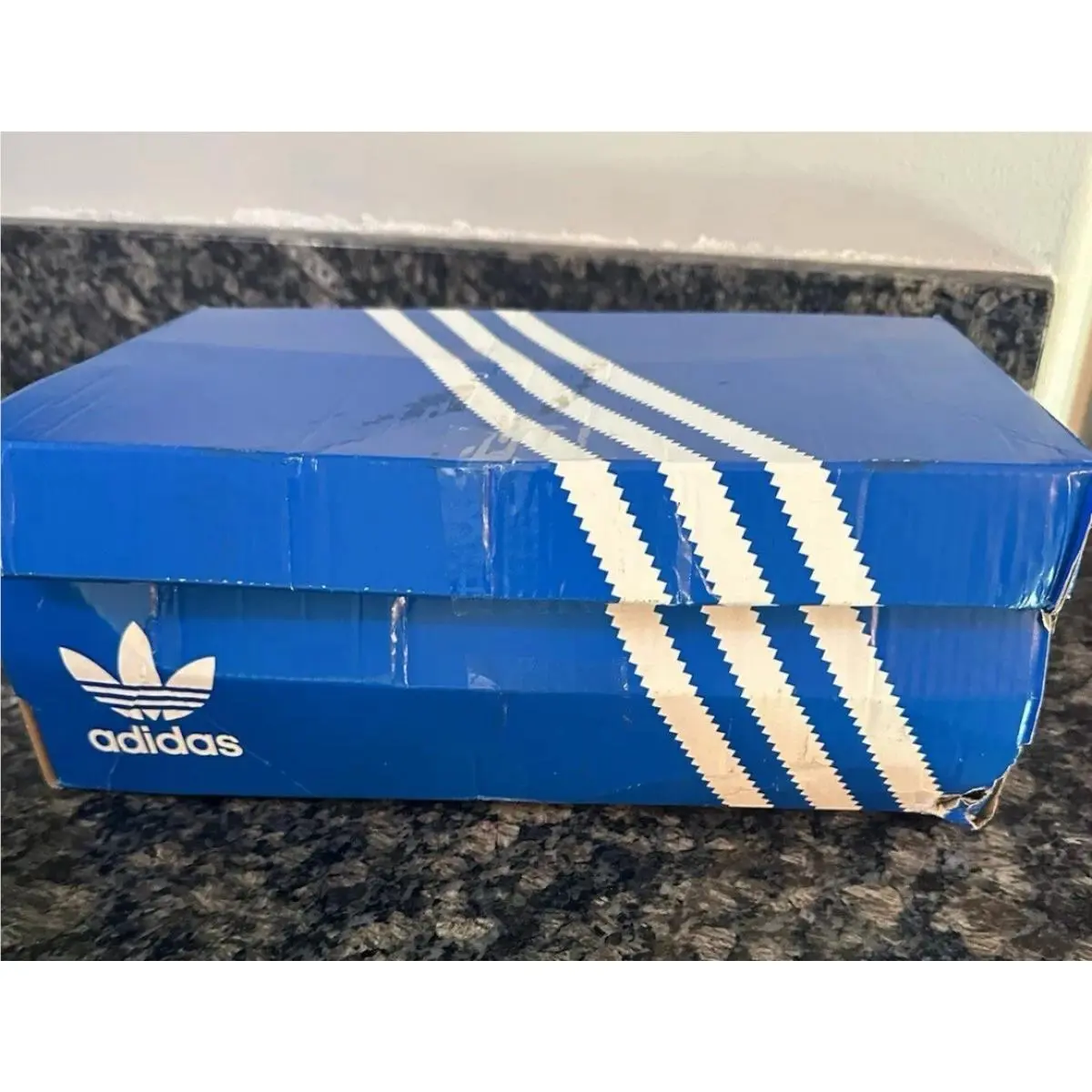 Adidas shoes - adidas Handball Spezial - Handball Spezial - BD7632 - Light Blue / Cloud White / Gum 17