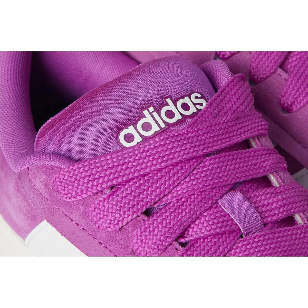 Adidas shoes - Black/Black/White 25