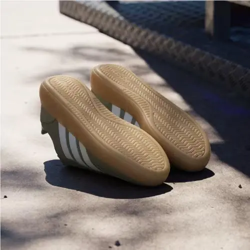 Adidas shoes - Tent Green / Off White / Gum 2