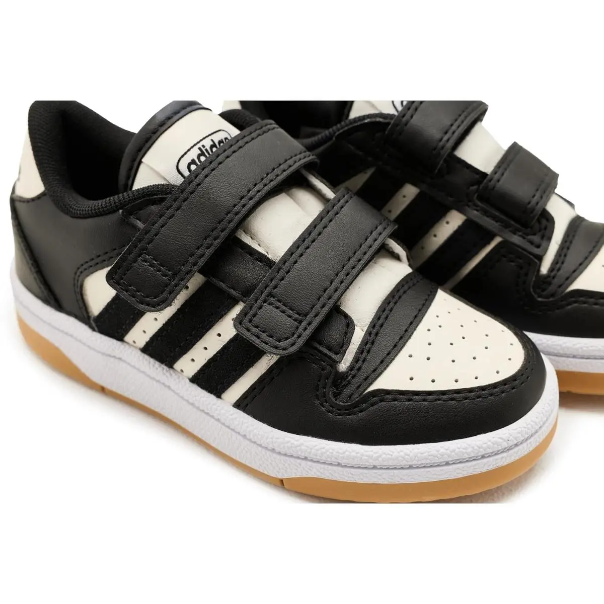 Adidas shoes - Black/Black/Cloud White 4