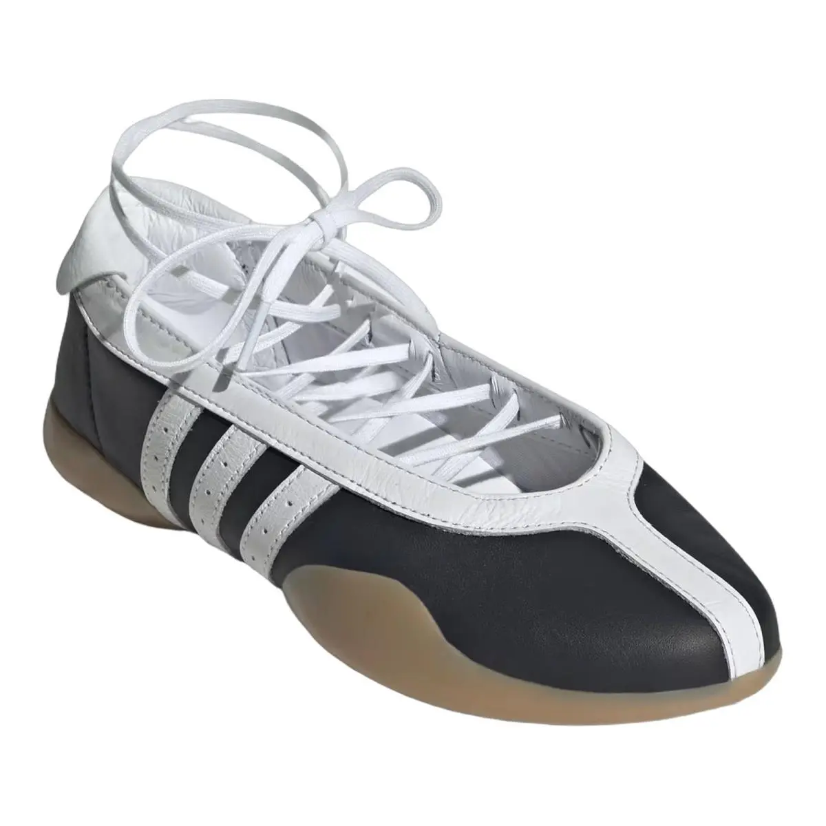 Adidas shoes - Taekwondo Mei Ballet - Taekwondo Mei Ballet - JR7031 - Core Black/Cloud White/Gum 11