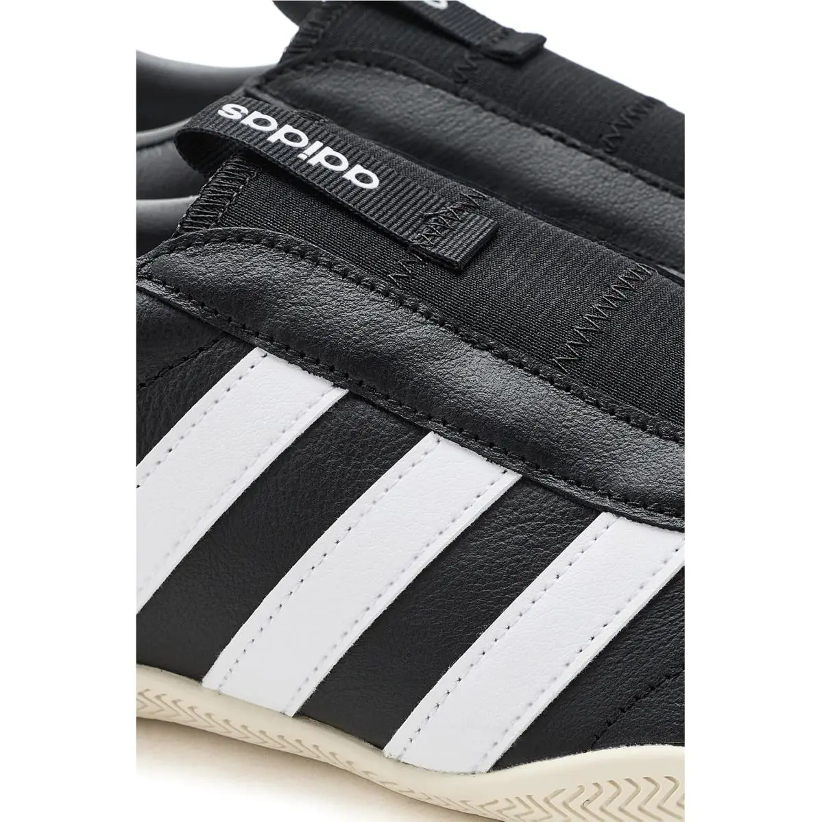Adidas shoes - Better Scarlet/Off White/Gum 18