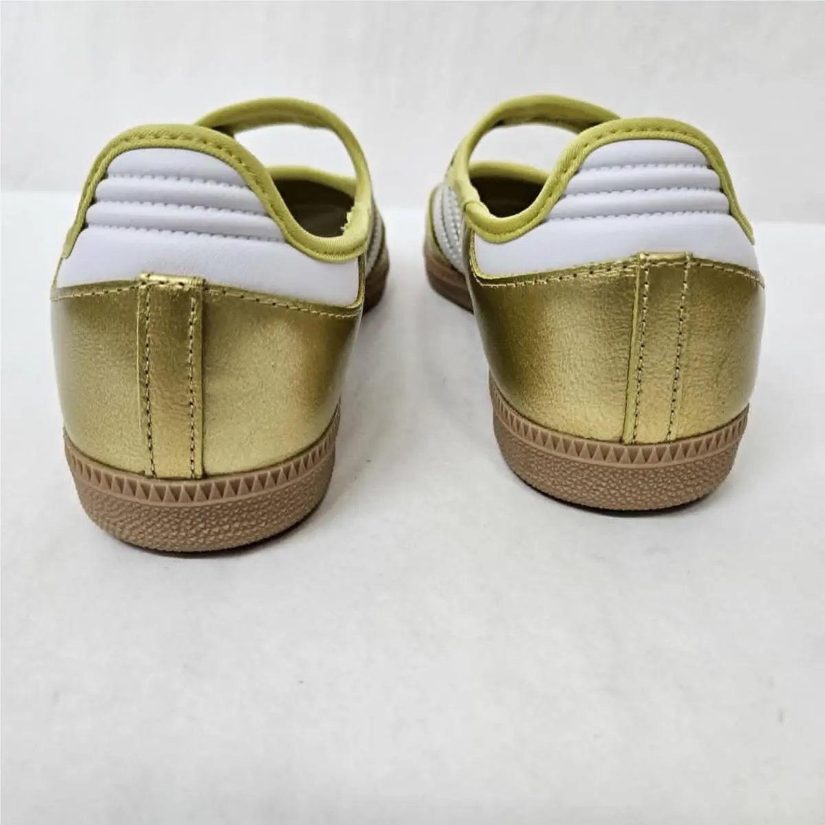 Adidas shoes - Metallic Gold 6