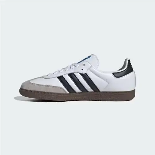 Adidas shoes - Cloud White / Core Black / gum 5