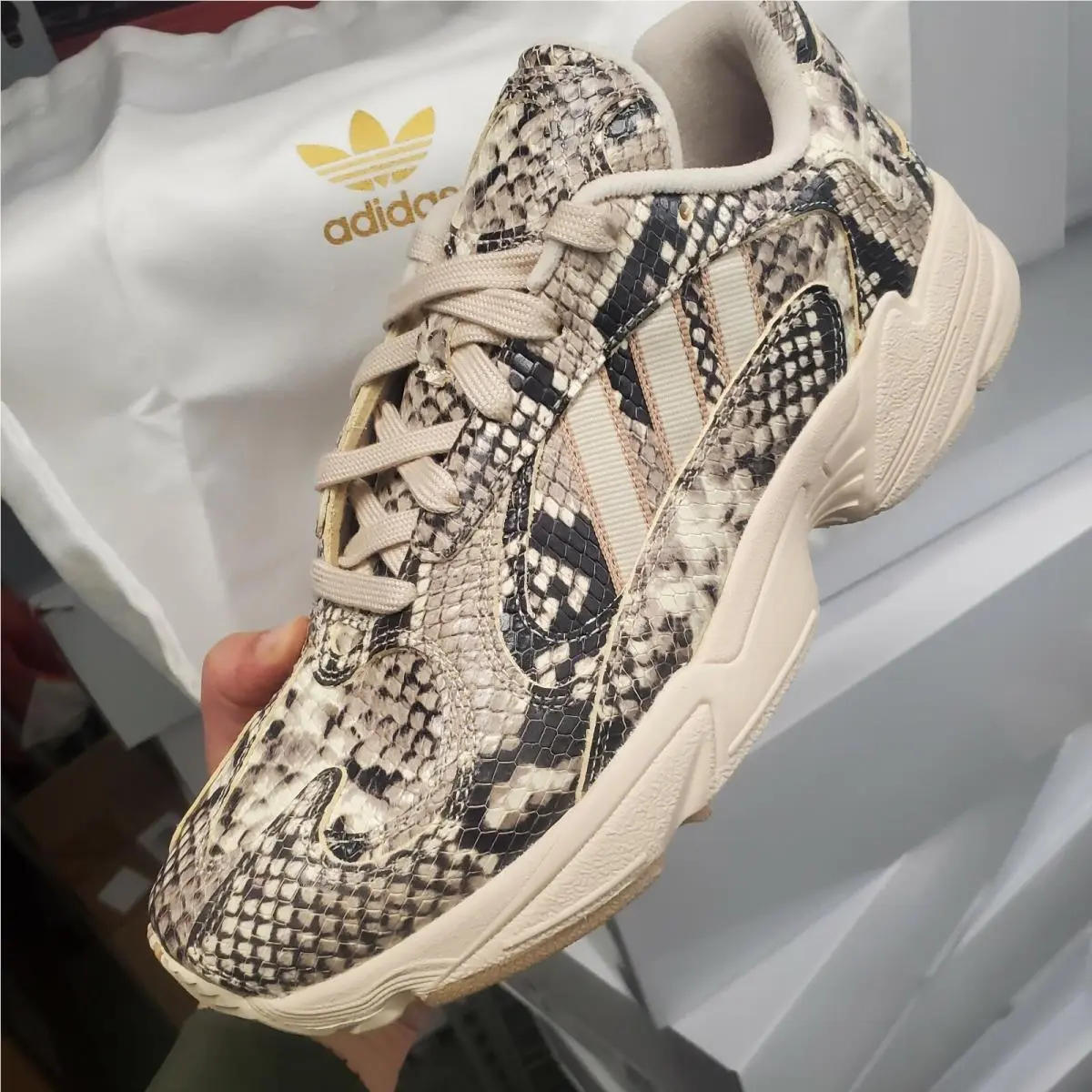 Adidas shoes - adidas Yung-1 - EG1717 - snake skin 5