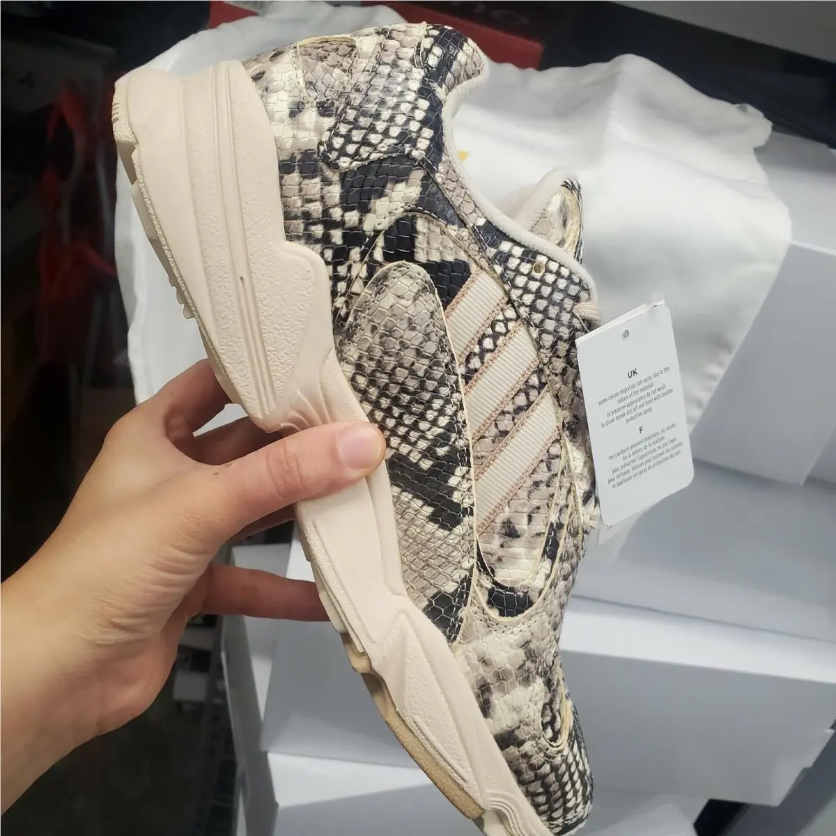 Adidas shoes - adidas Yung-1 - EG1717 - snake skin 19