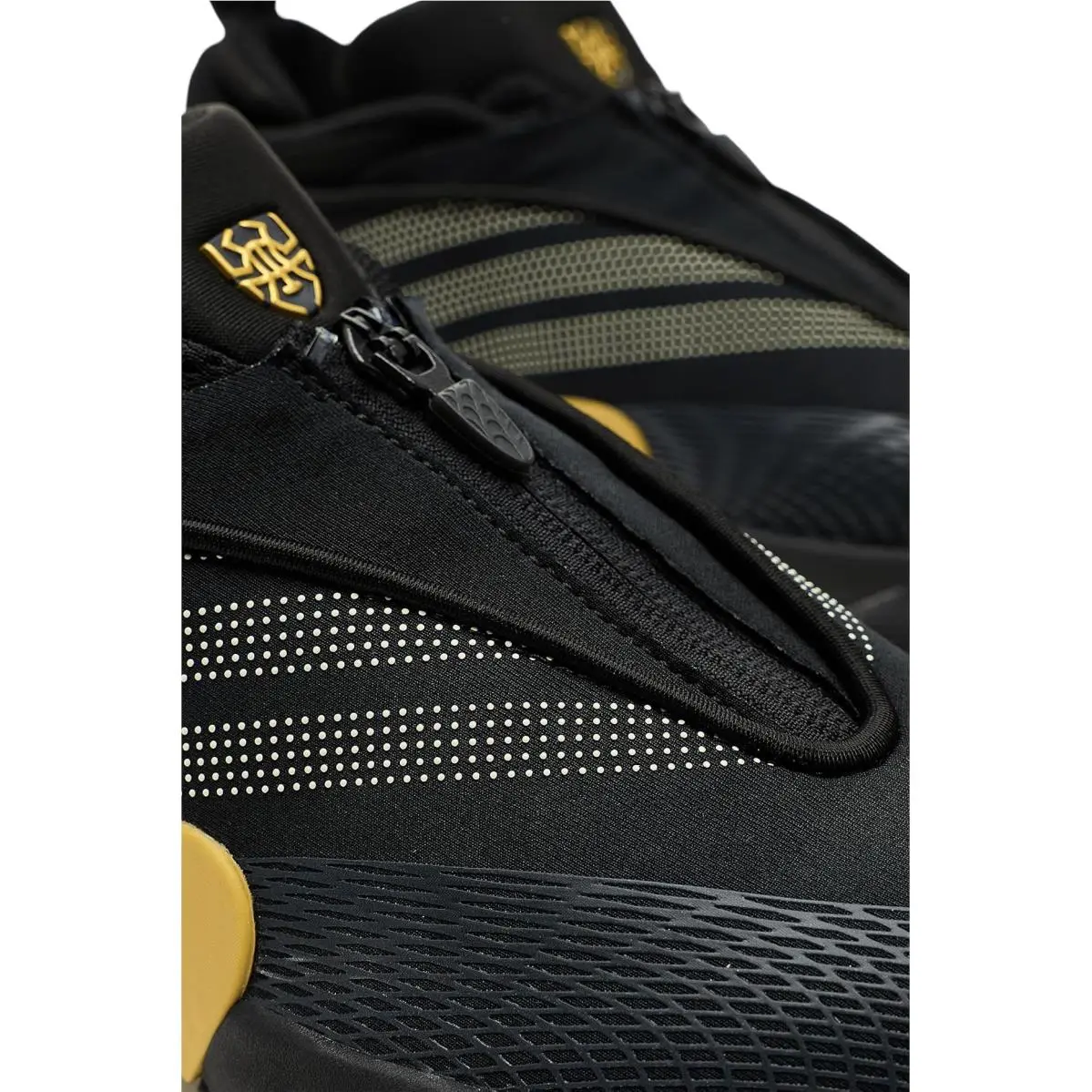 Adidas shoes - Black/Gold Metallic 11
