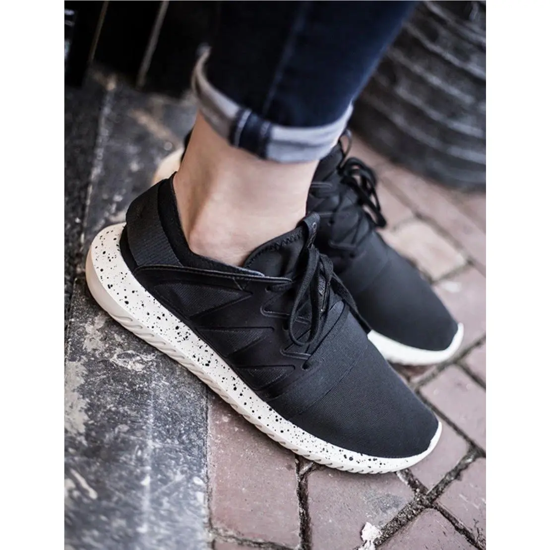 Originals Tubular Viral S75915 Women`s Lifestyle Sneakers Size 1O US by Adidas