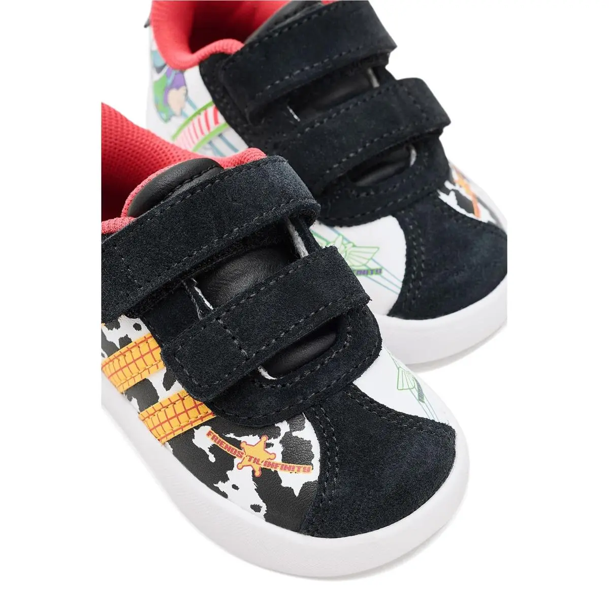 Adidas shoes - White/White/Black 4