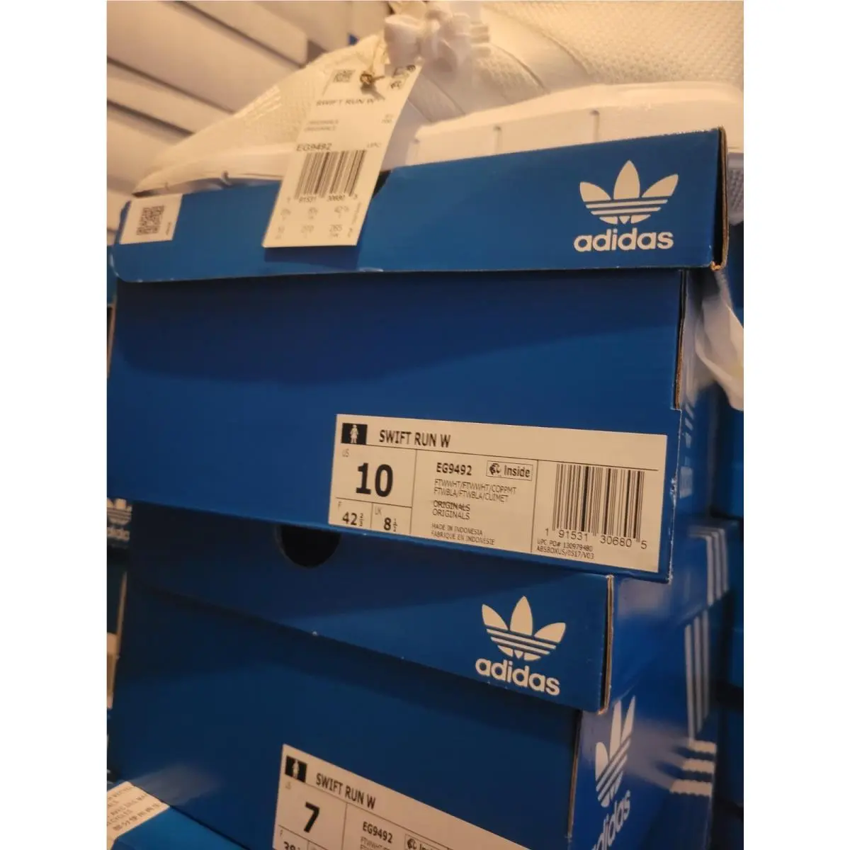 Adidas shoes - adidas Originals Swift Run - Originals Swift Run - EG9492 - White 2