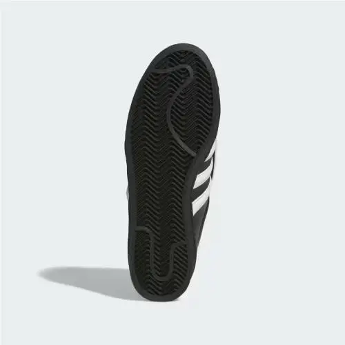 Adidas shoes - Core Black / Cloud White / Off White 2