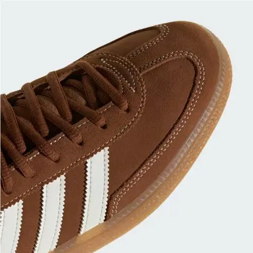 Adidas shoes - Dusky Bronze / Off White / Gum 20