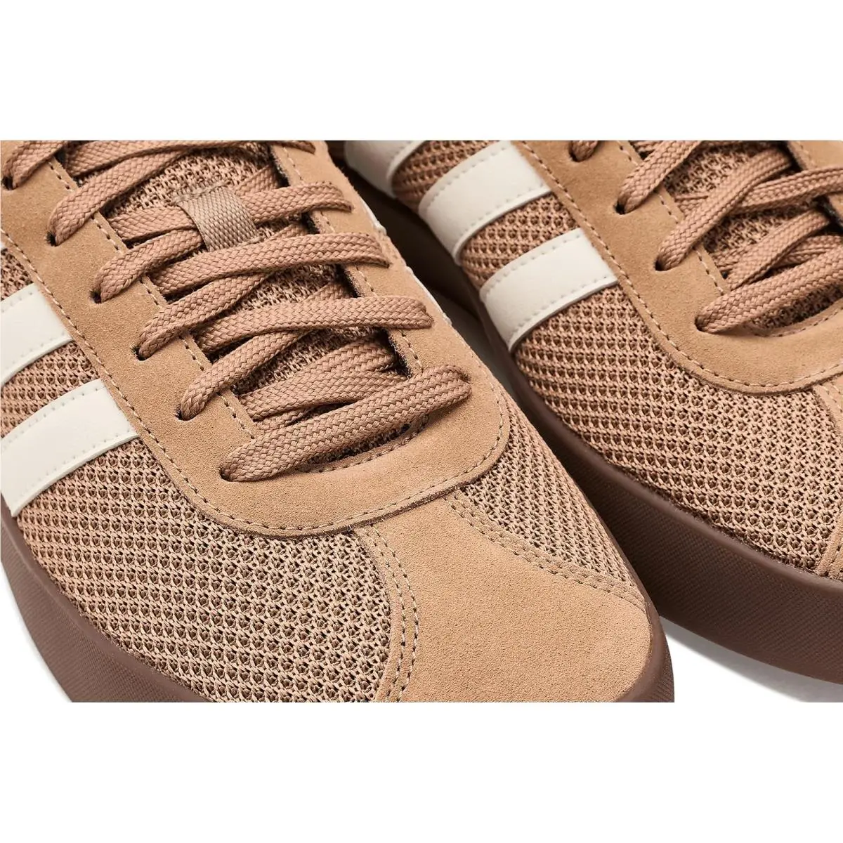 Adidas shoes - Cardboard/Off White/Gum 11