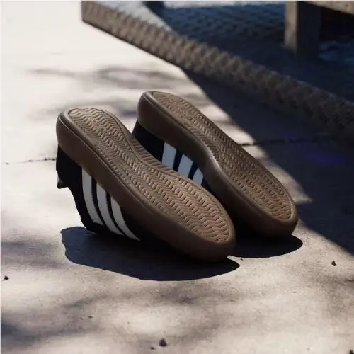 Adidas shoes - Night Indigo / Off White / Gum 12