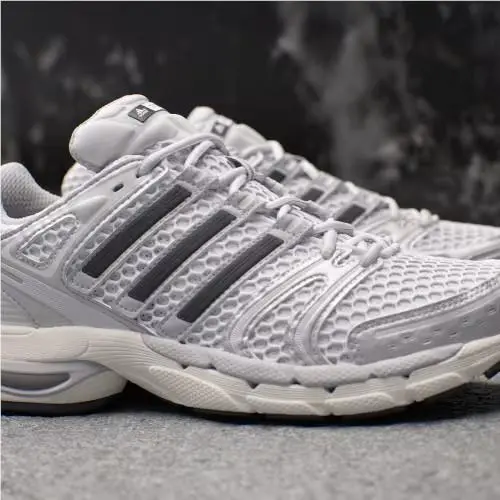 Adidas shoes - Silver Metallic / Grey One / Core Black 17