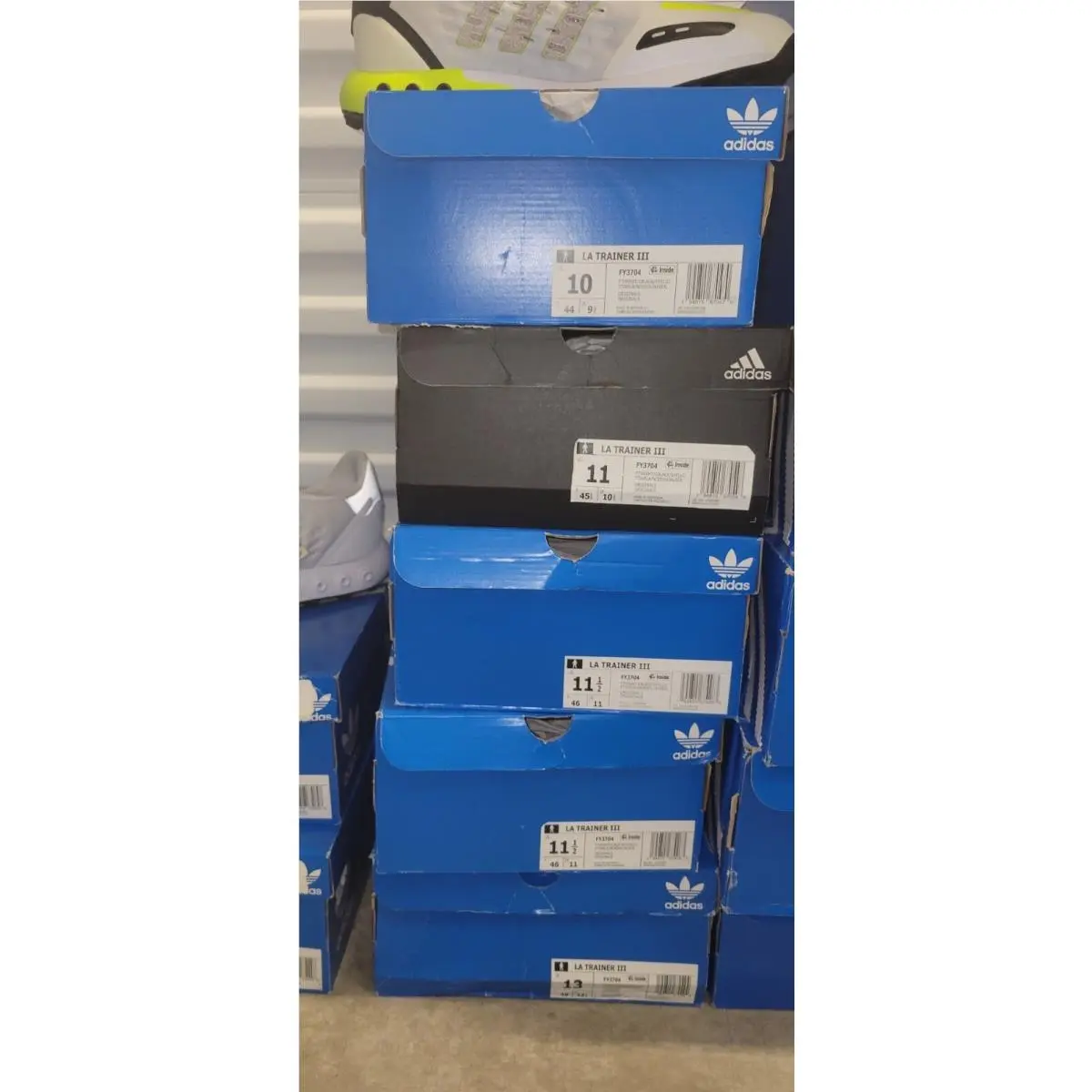 Adidas shoes - adidas LA Trainer - Trainer - FY3704 - White 14