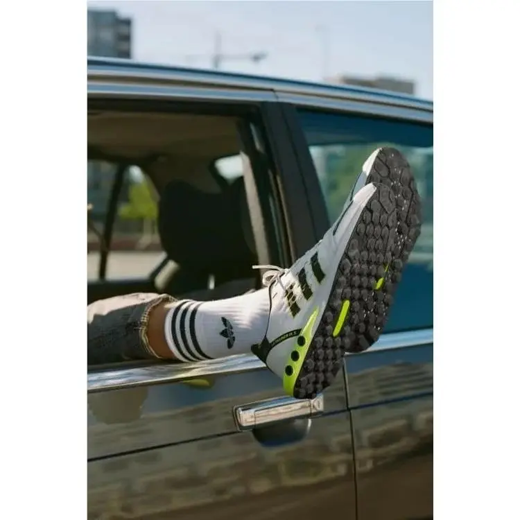 Adidas shoes - adidas LA Trainer - Trainer - FY3704 - White 17