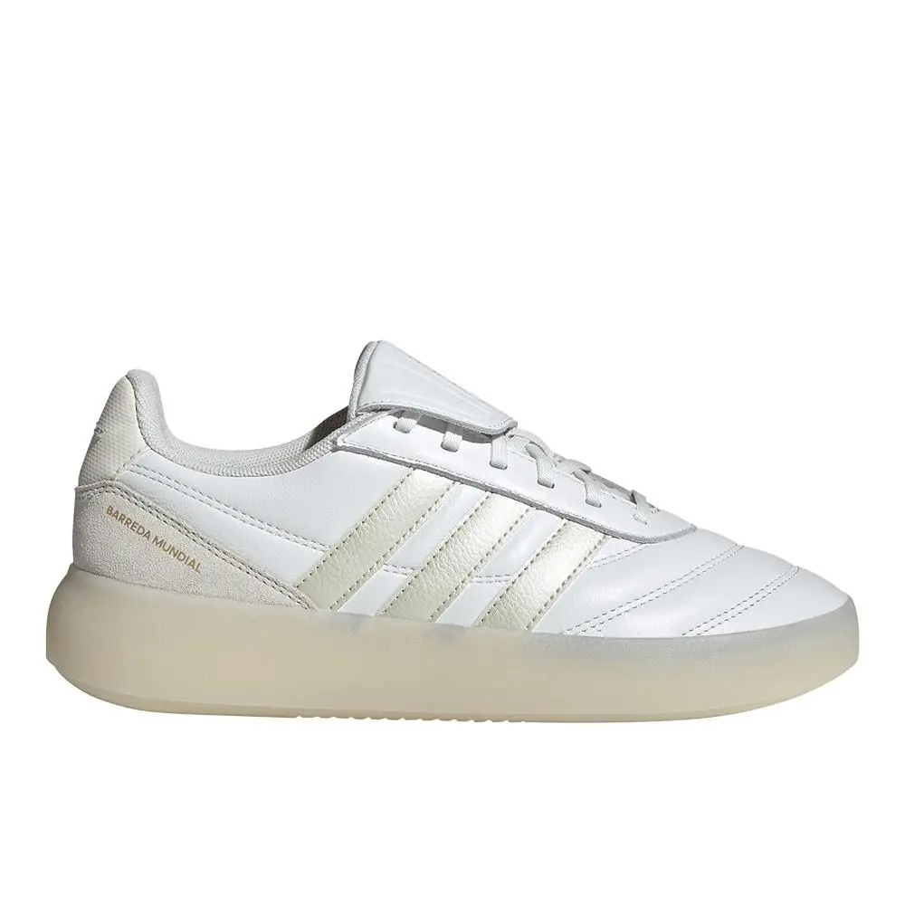 Barreda Mundial Womens White Sneakers Casual Shoes HP6920 by Adidas