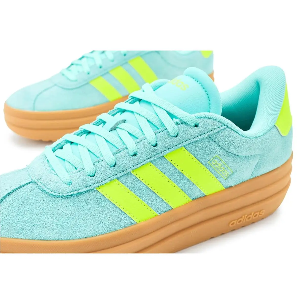 Adidas shoes - Black/White/Cyber Metallic 32