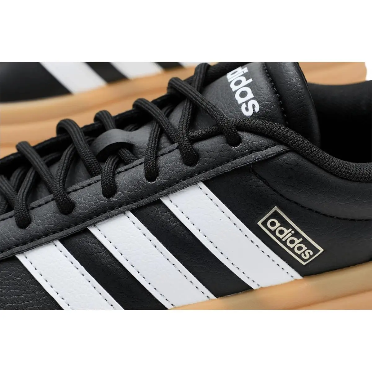 Adidas shoes - Black/White/Cyber Metallic 4