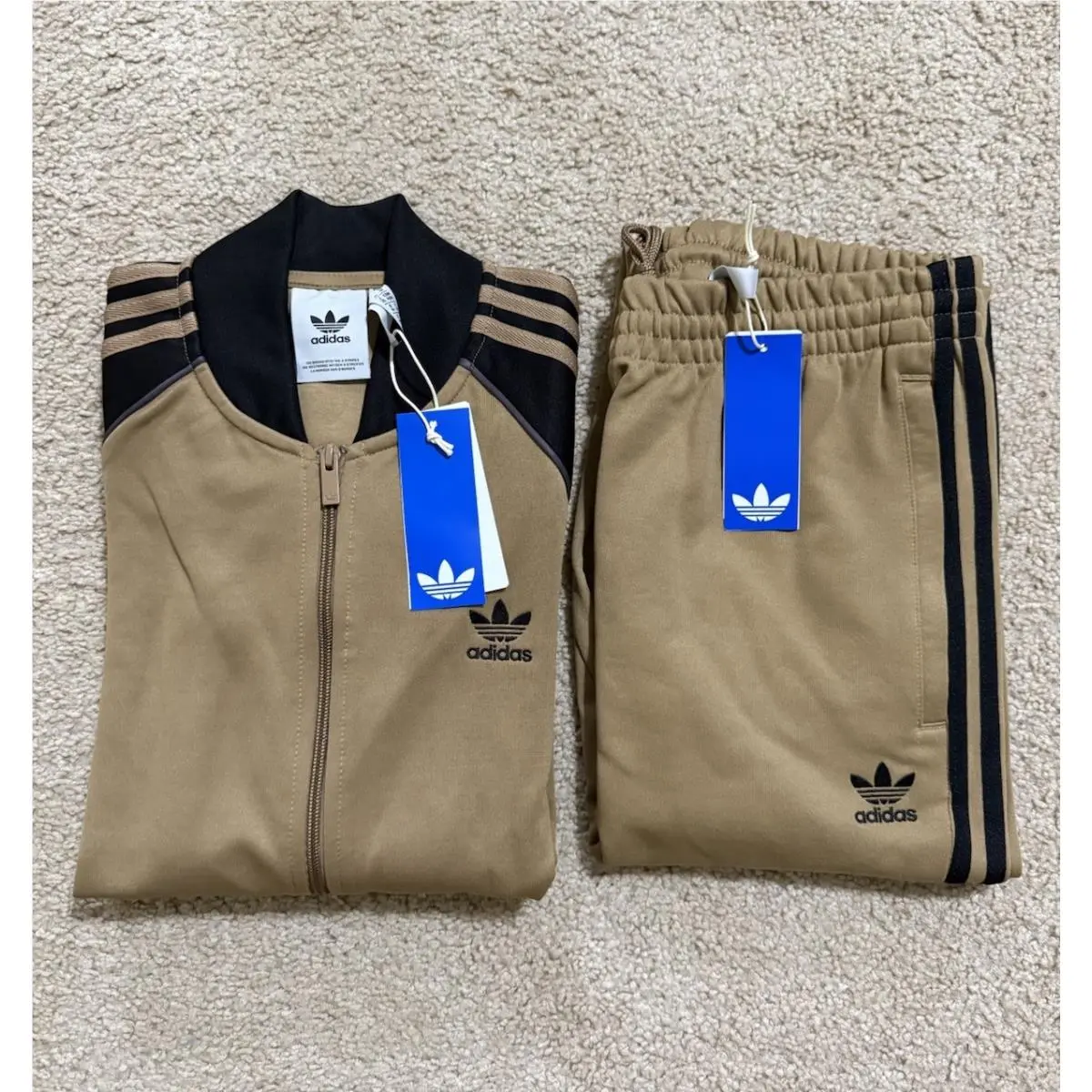 Adidas clothing - Cardboard Brown 0