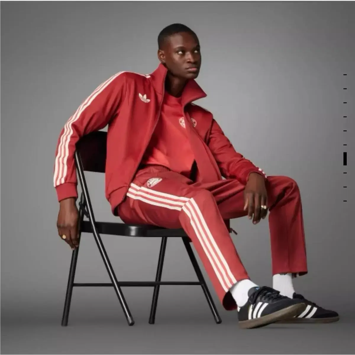 Adidas clothing - Mystery Red 11